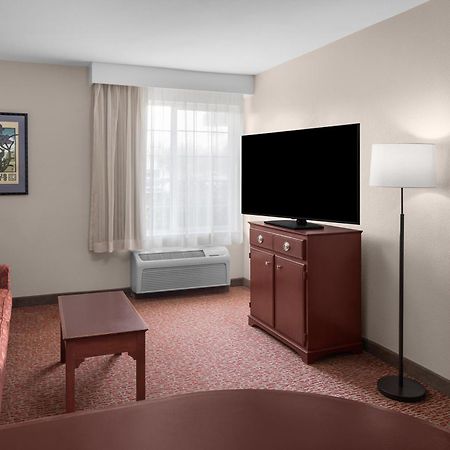 Larkspur Landing Extended Stay Suites בלוויו מראה חיצוני תמונה